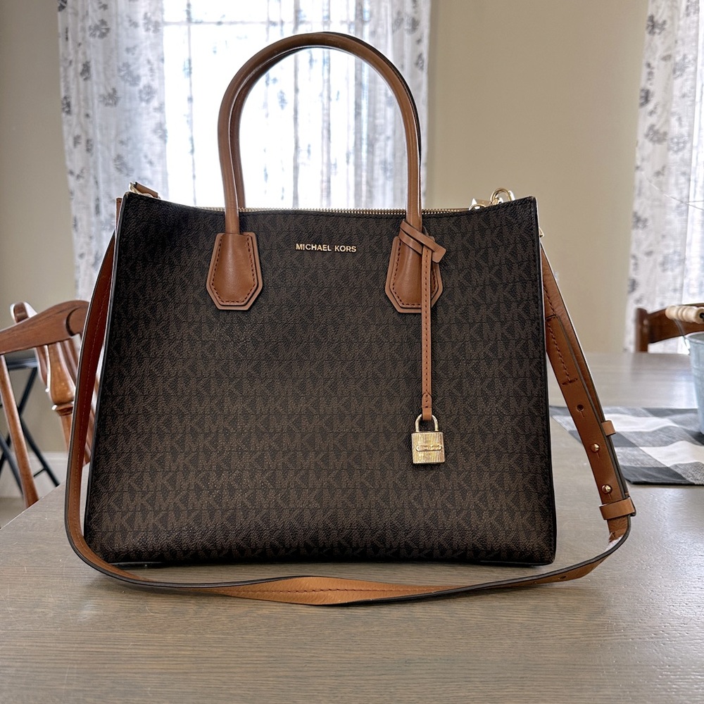 Michael Kors Large Mercer Satchel